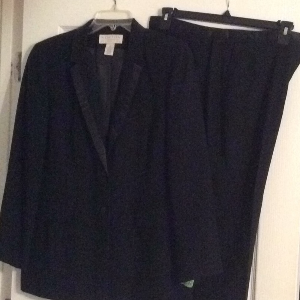 Size 12 black polyester and silk two-piece suit